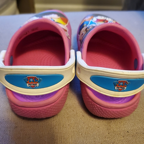 Paw Patrol Crocs Pink Size 6c - Picture 4 of 6